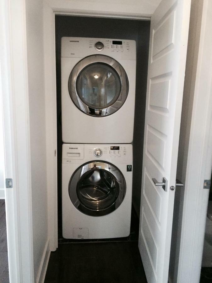 Luxury Two Story Villa Unit A 拉瓦尔 外观 照片